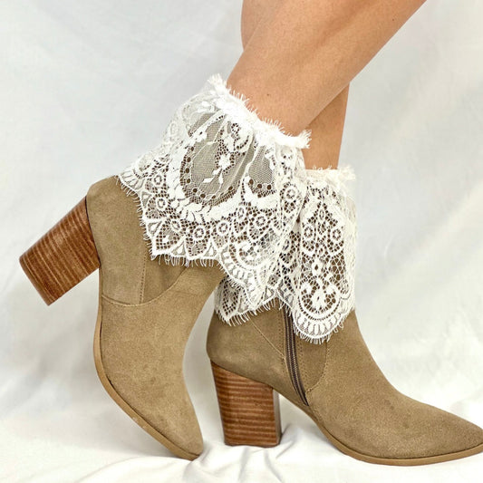 EYELASH  lace ankle sock -  white, long lace ankle socks for women, signature socks ladies