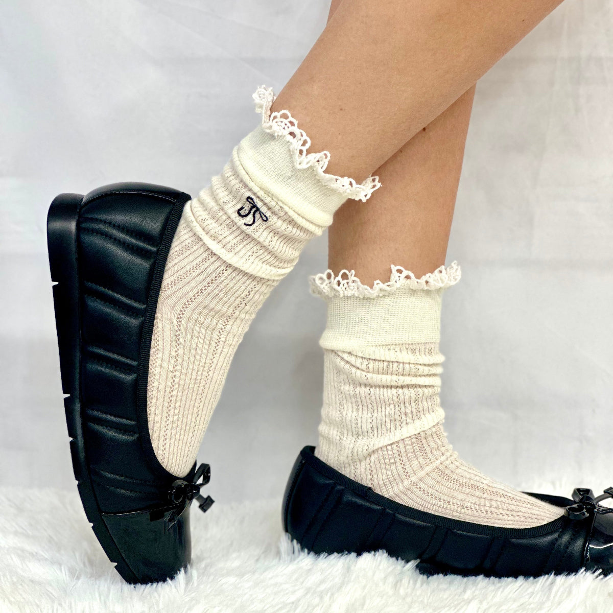 BOW lace socks for heels - cream